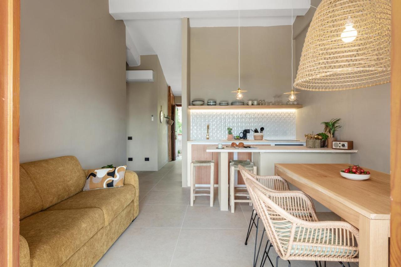 Baia Dorata Beach Apartment Porto Istana المظهر الخارجي الصورة