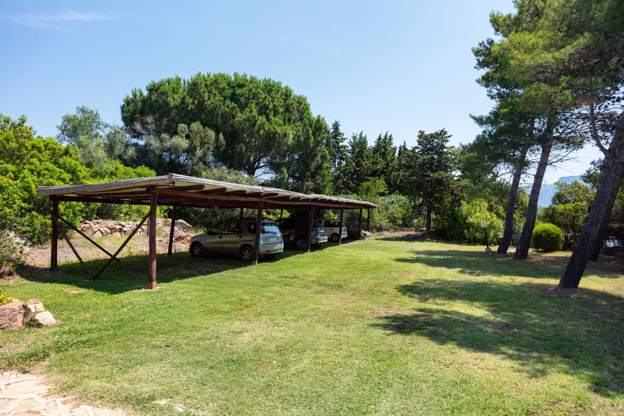 Baia Dorata Beach Apartment Porto Istana المظهر الخارجي الصورة